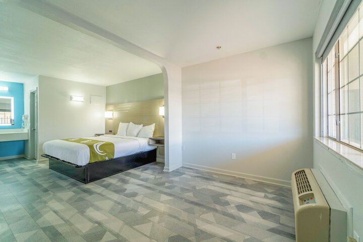 Room 34 of 56