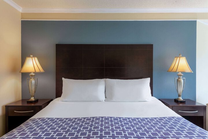 Safety Harbor Resort & Spa Trademark Collection by Wyndham