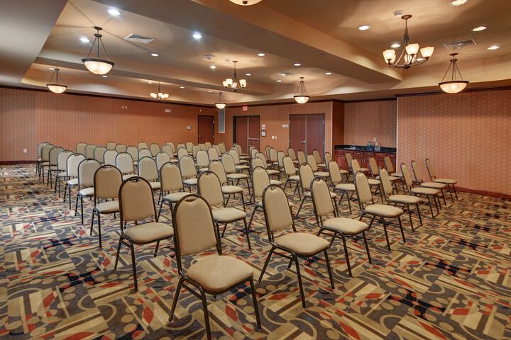 Holiday Inn Express & Suites Altus by IHG
