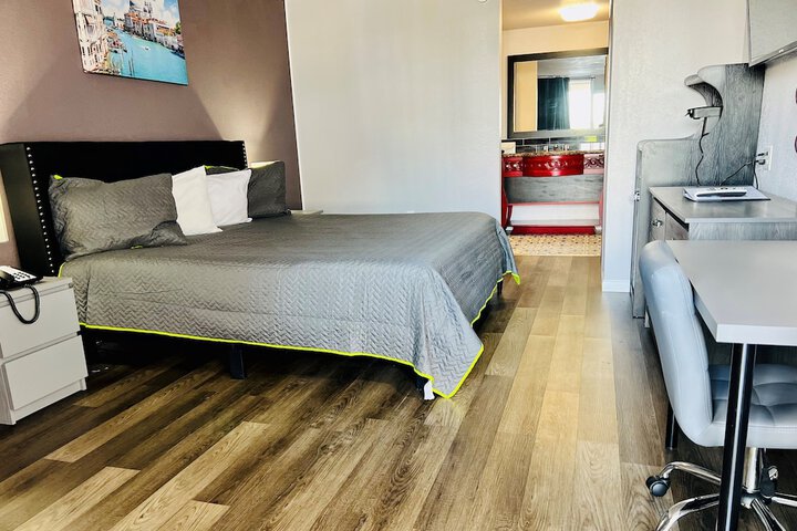 Room 57 of 87