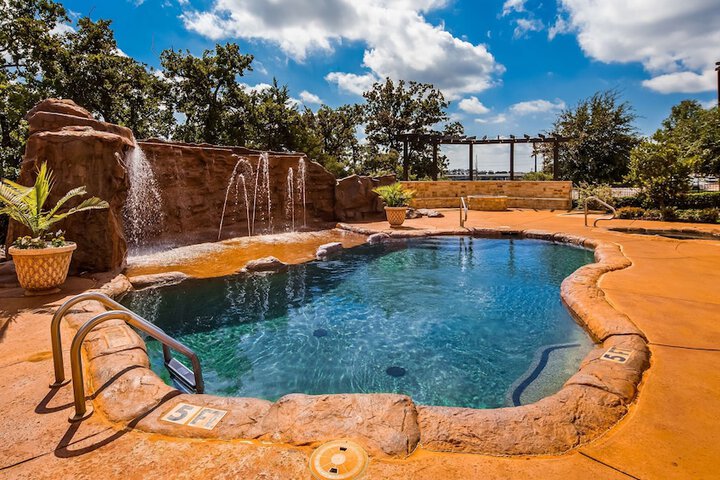 Pool 3 of 42