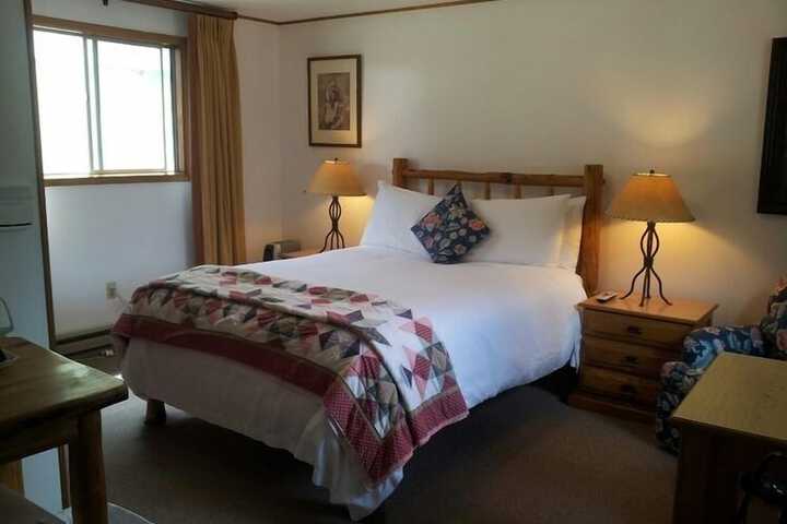 Room 106 of 141