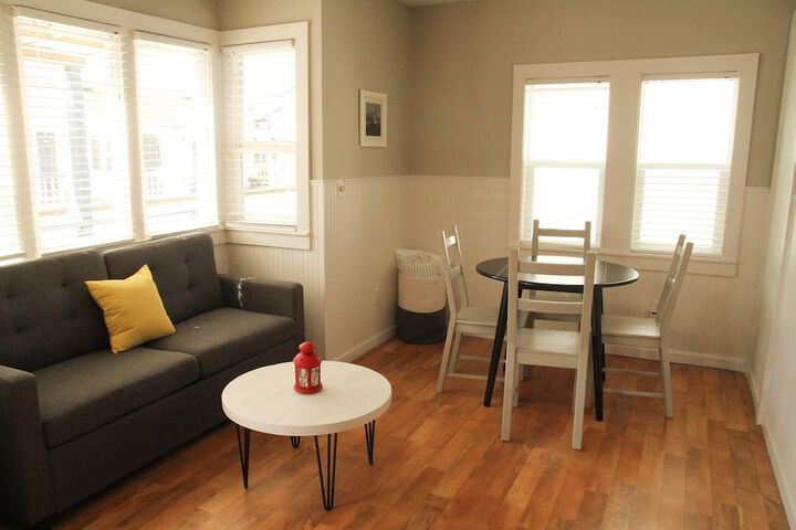 Room 42 of 108