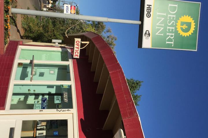 Desert Inn