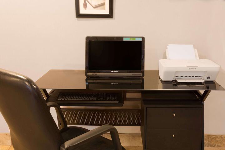 Business Center 16 of 16
