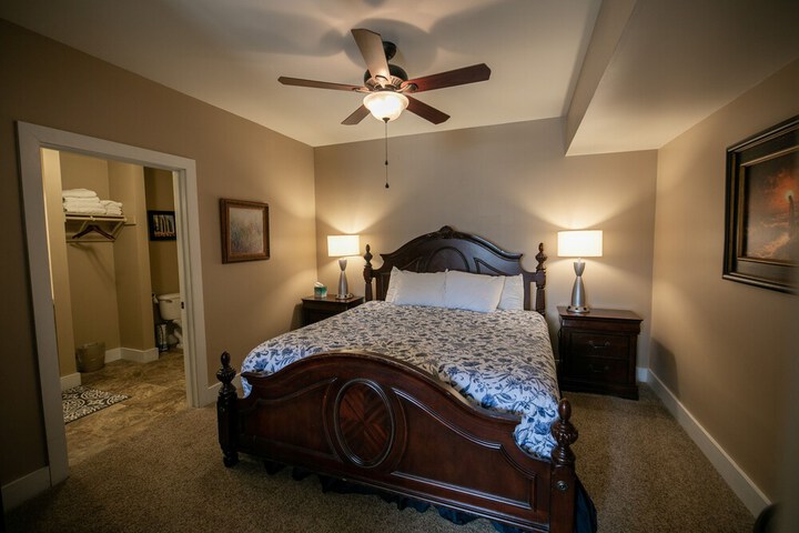 Room 35 of 78
