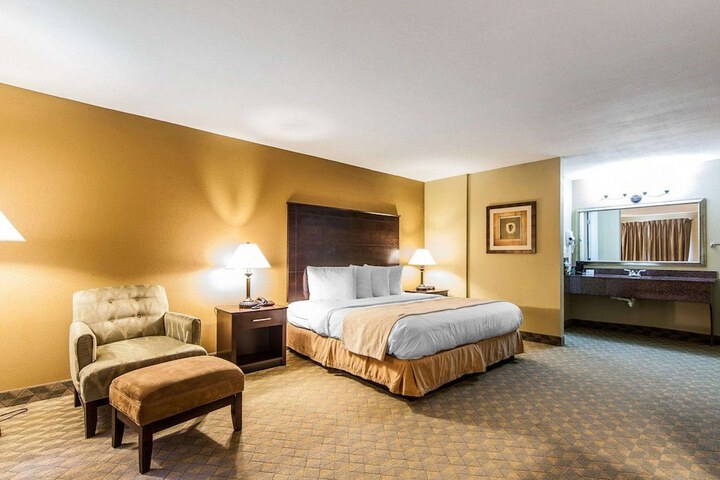 Quality Inn & Suites Bremen