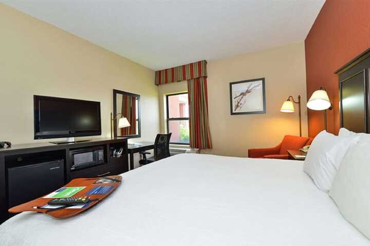 Room 30 of 42