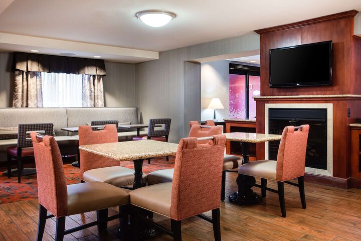 Hotel Interior 6 of 28