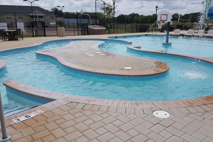 Pool 17 of 61
