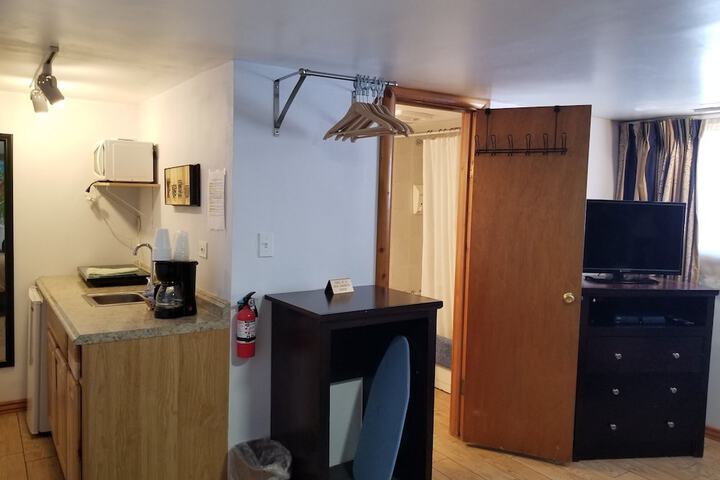 Room 11 of 51