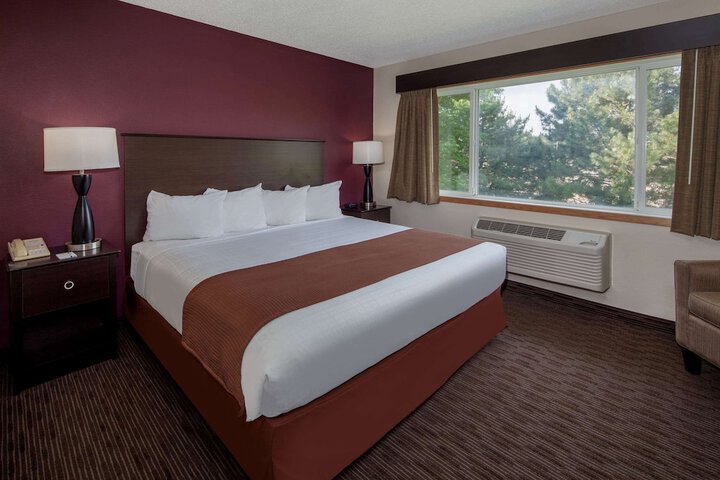 AmericInn by Wyndham Northfield
