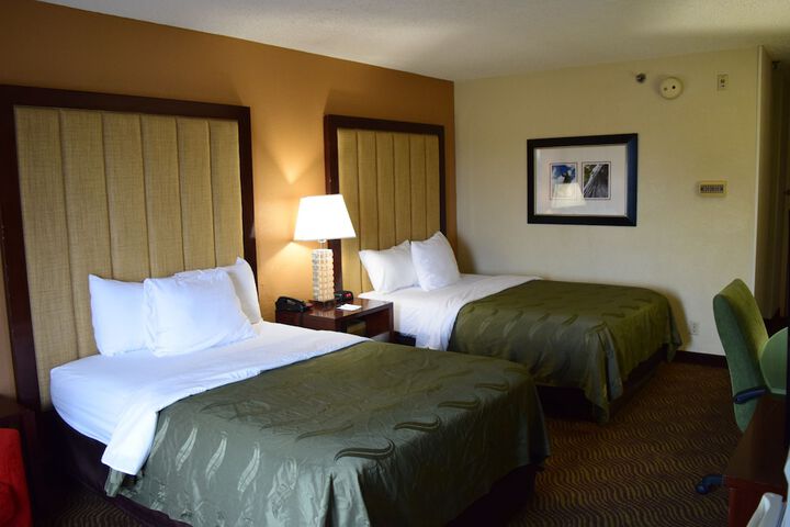 Room 20 of 64