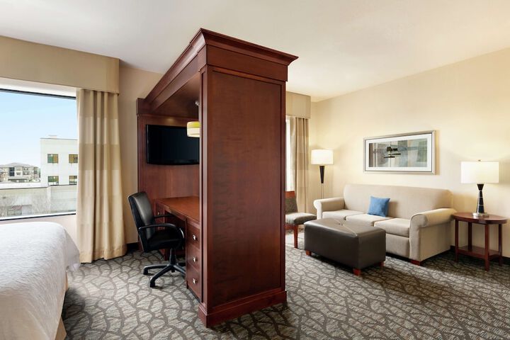 Room 8 of 34
