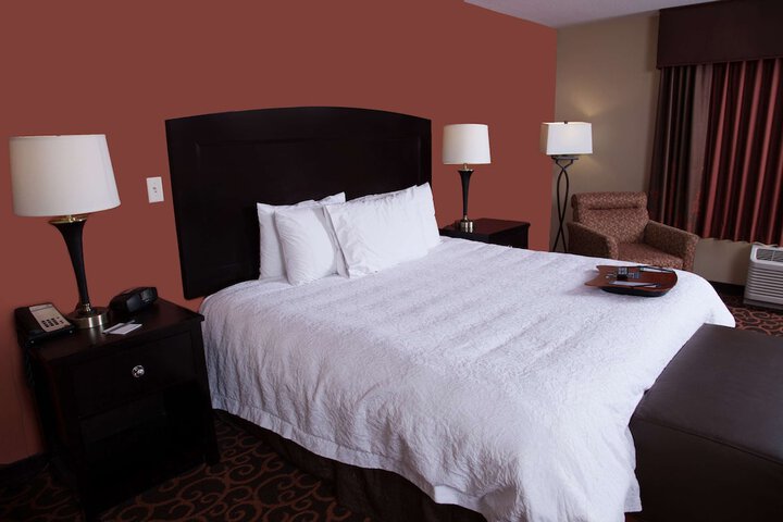 Hampton Inn & Suites Dickinson
