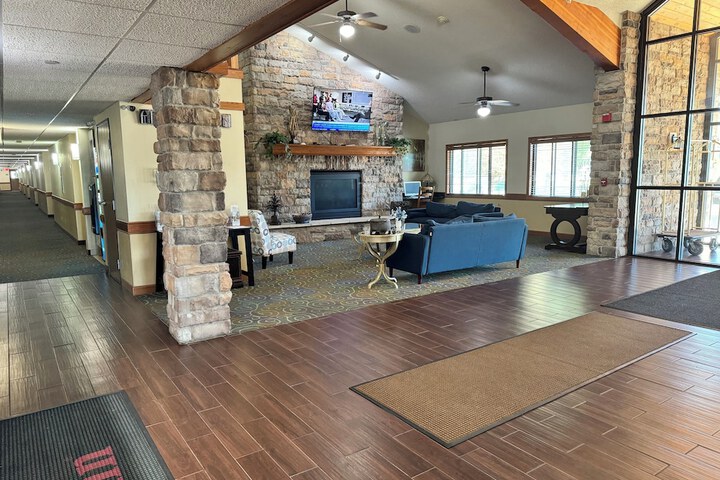 AmericInn by Wyndham Kewanee