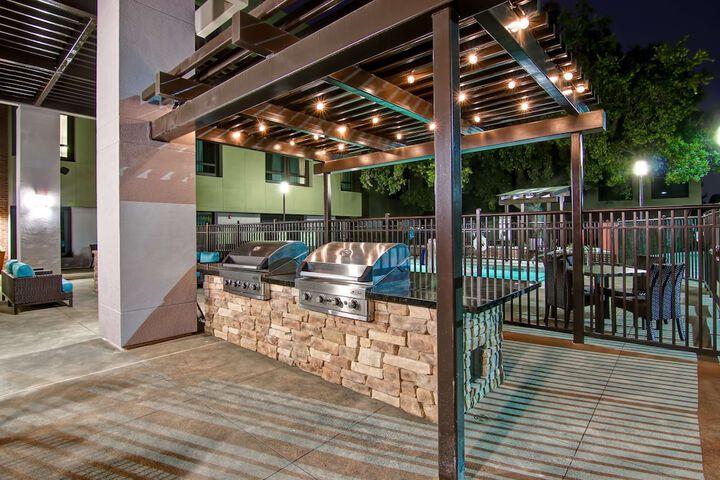Terrace/Patio 35 of 36