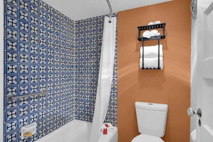 Tombstone Lookout Lodge SureStay Collection by Best Western