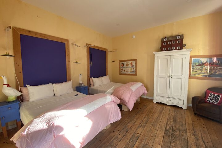 Room 80 of 95