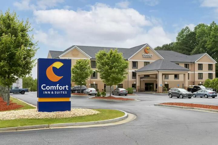 Hotel 1 of 30