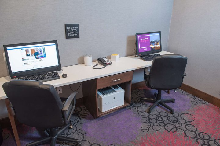 Business Center 40 of 40