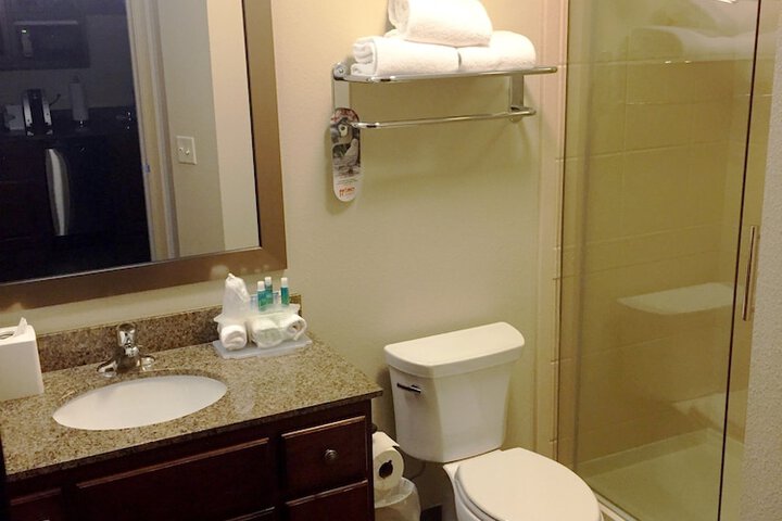 Room 20 of 32