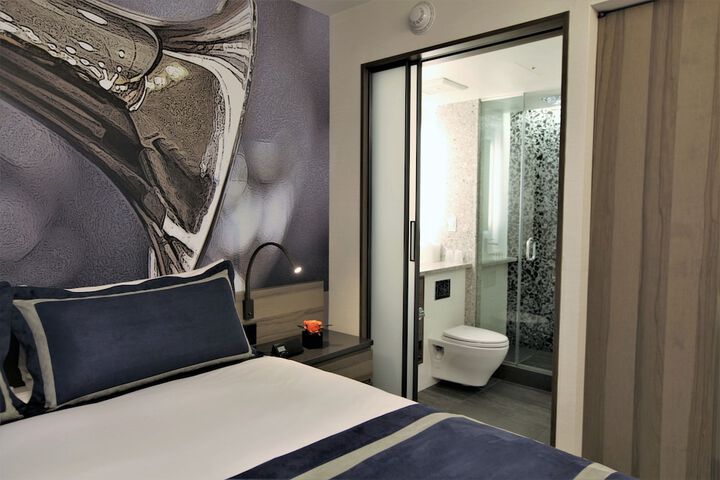 Room 39 of 59