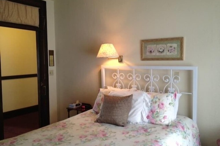 Room 20 of 42