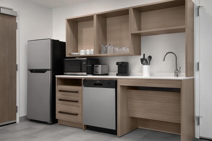 Home2 Suites by Hilton Syracuse Liverpool Airport Area