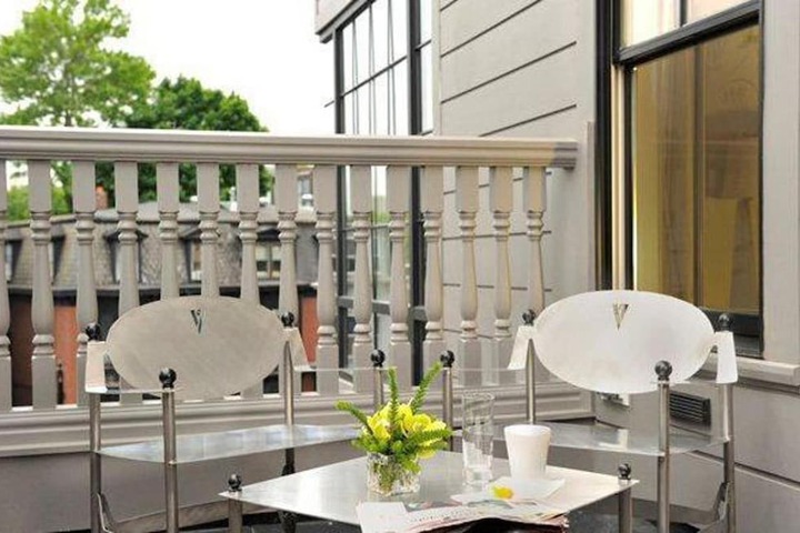 Terrace/Patio 37 of 40