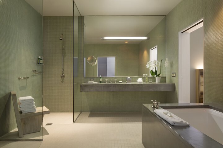 Room 30 of 51