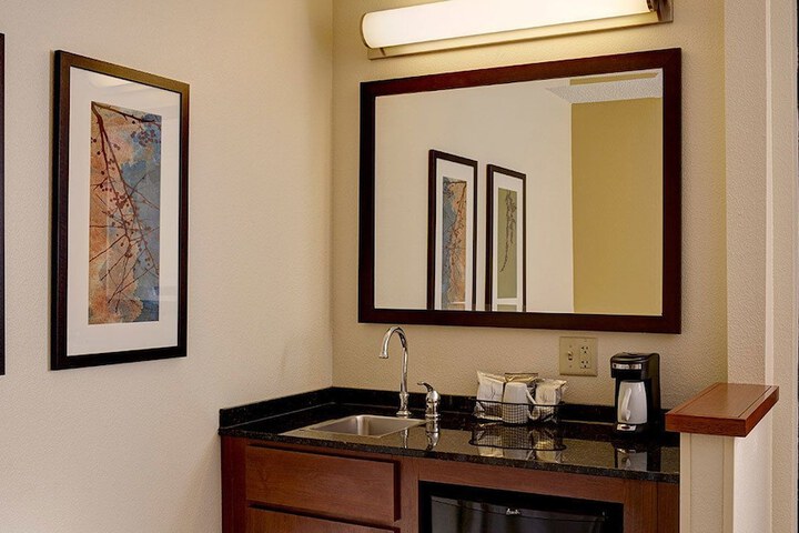 Room 4 of 14