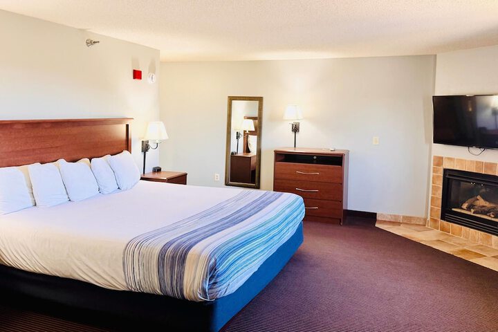 AmericInn by Wyndham Stillwater