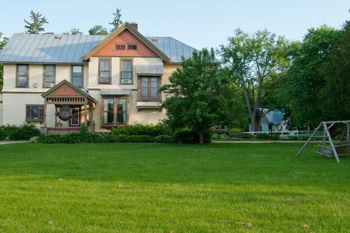 Apple Tree Lane Bed & Breakfast