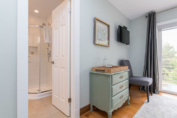 Craigleith Manor Bed & Breakfast
