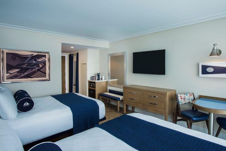 Room 18 of 41