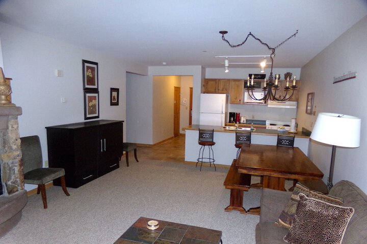 Room 14 of 42