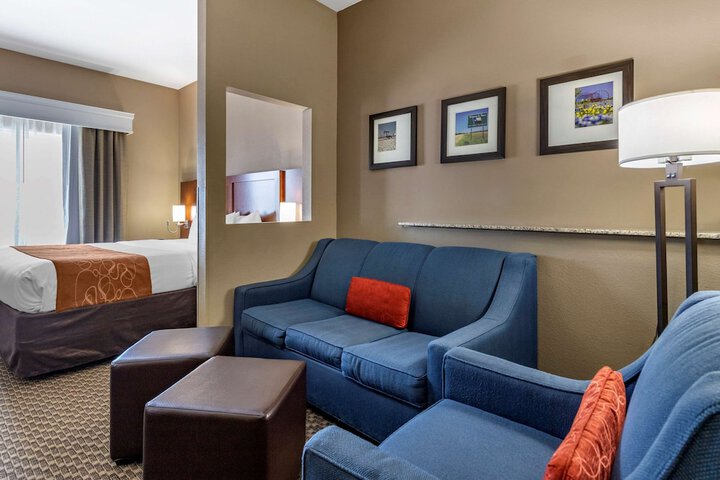 Comfort Suites Near Texas a & M University - Corpus Christi
