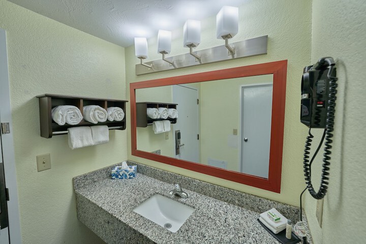 Room 25 of 50
