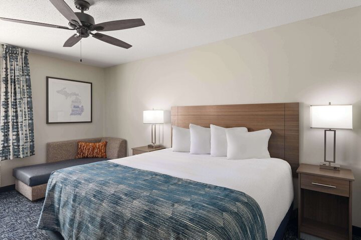 Baymont by Wyndham Mt. Pleasant