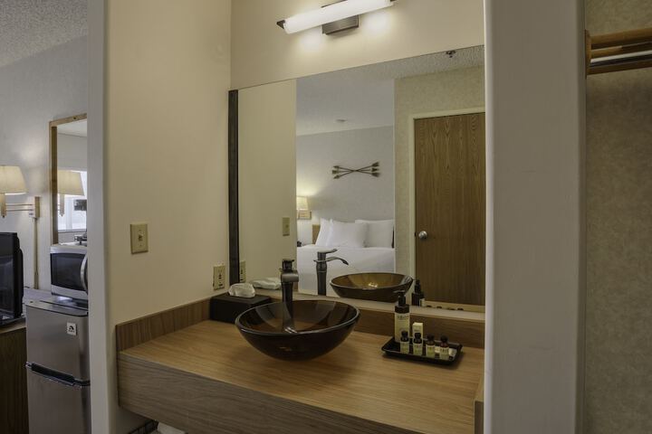 Red Sands Hotel