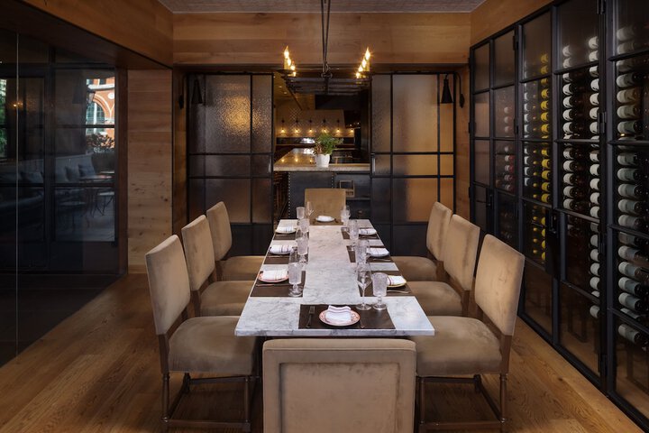 Dining 72 of 90