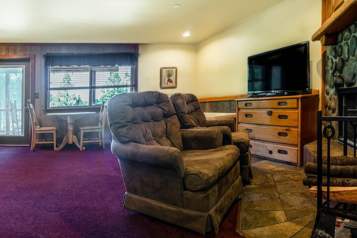 Callahans Mountain Lodge