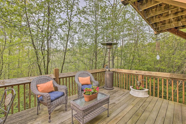 Resort Cabin w / Fire Pit: Golf Hike and Play!