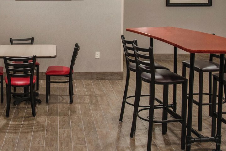 Hotel Interior 10 of 39