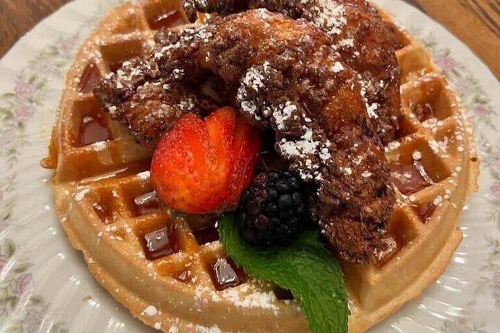 Breakfast/Coffee Service 106 of 128