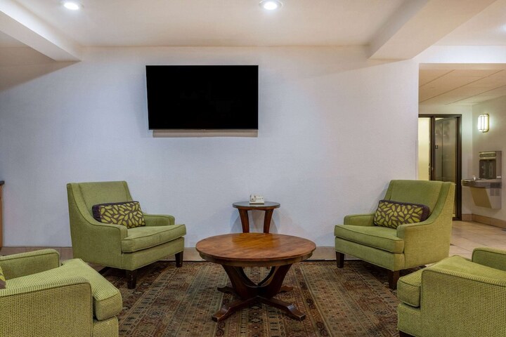 Hotel Interior 14 of 68
