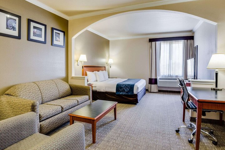 Comfort Suites Deer Park Pasadena