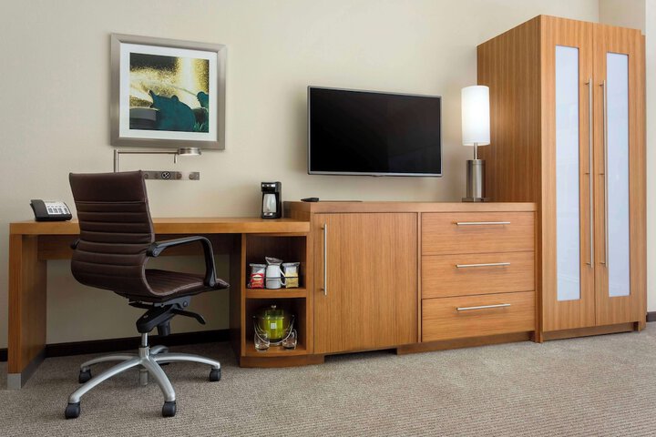 Room 15 of 25