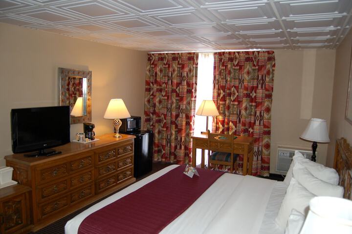 Room 29 of 52